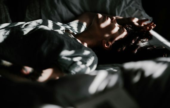 Insomnie, cycles, hygiène du sommeil : le guide complet de votre pharmacien